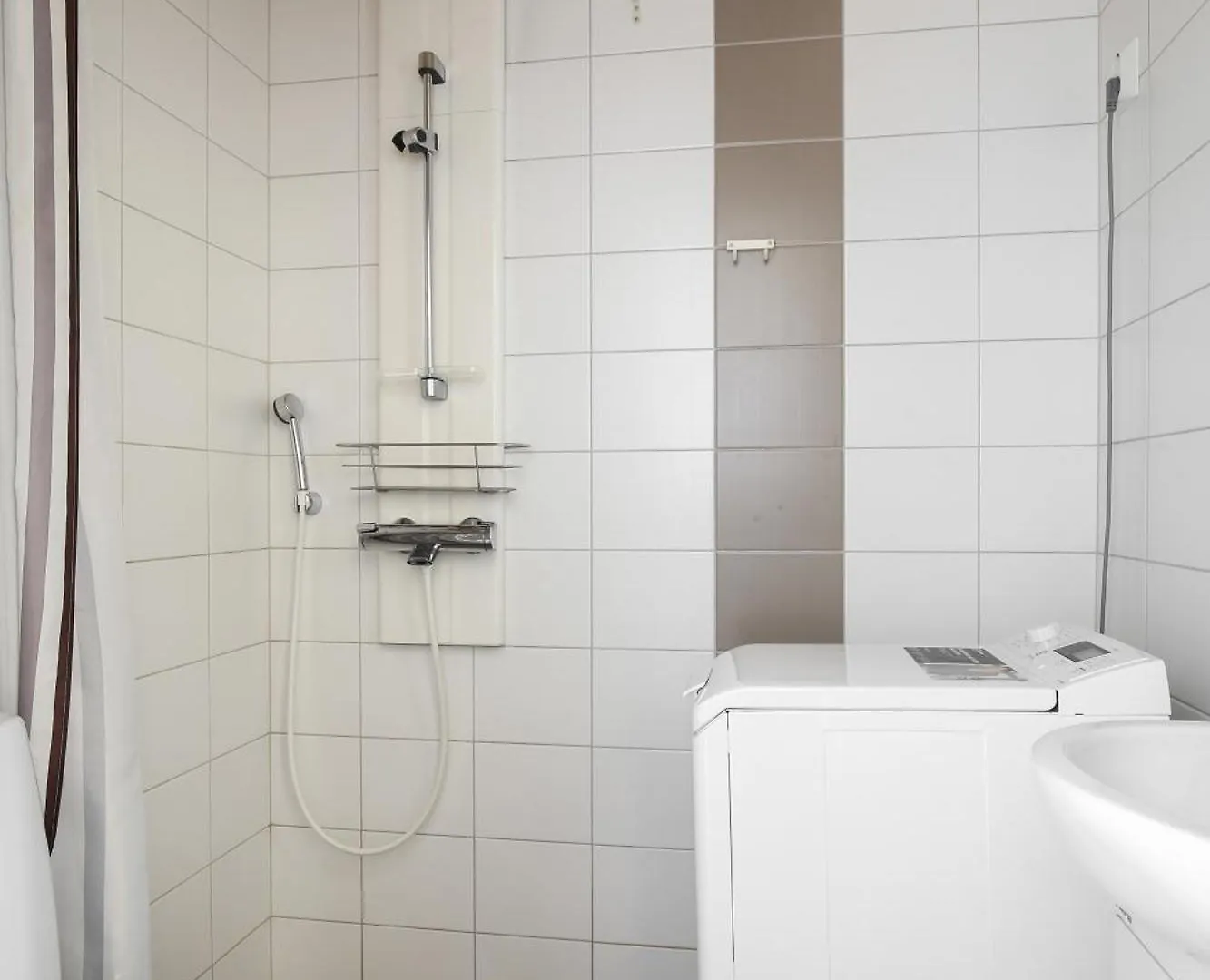 Kotimaailma Apartments Kamppi - 1Br With Key Code In The City Center Helsinki Finland